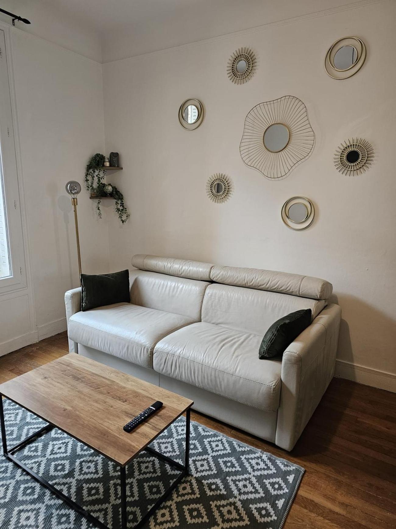 Beautiful 1 Bedroom Flat In Paris 17Th Buitenkant foto